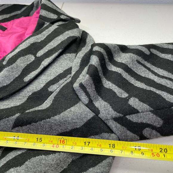 SANDRO SPORTSWEAR S Blazer Black Animal Print Scoop Collar Peplum Skirt Jacket - Picture 7 of 10